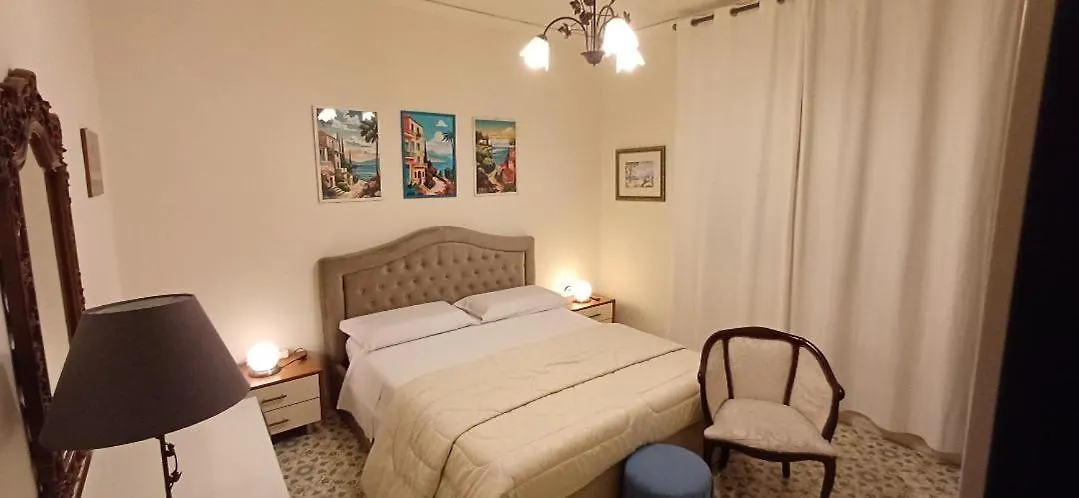 ジャルディーニ・ナクソスCasa Maryアパートメント